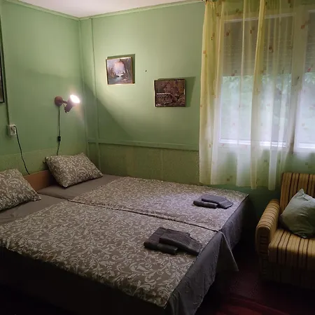 Retro Apartment